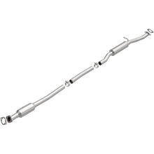 Cargar imagen en el visor de la galería, Magnaflow 16-17 Hyundai Tucson L4 2.0 OEM Underbody Direct Fit Catalytic Converter