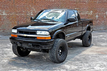 Cargar imagen en el visor de la galería, gm-lift-kit_243n2-installed.jpg