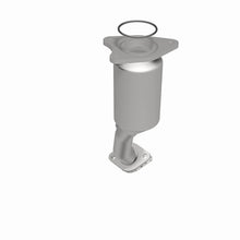 Cargar imagen en el visor de la galería, MagnaFlow Conv DF 04 Chevy Malibu 3.5L