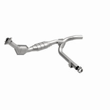 Cargar imagen en el visor de la galería, MagnaFlow Conv DF 01 Ford F150 5.4L