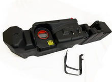 Cargar imagen en el visor de la galería, Titan Fuel Tanks 20-24 GM 2500/3500 60 Gal. Extra HD XXL Mid-Ship Tank - Crew Cab LB