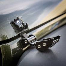 Cargar imagen en el visor de la galería, Rugged Ridge 07-18 Jeep Wrangler JK Black Hood Catches