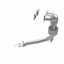 Cargar imagen en el visor de la galería, MagnaFlow Conv DF 05-11 Volvo XC90 4.4L Front