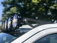 Cargar imagen en el visor de la galería, KC HiLiTES 17-18 Ford Raptor 57in. Pro6 Gravity LED 9-Light 180w Combo Beam Overhead Light Bar Sys