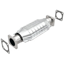 Cargar imagen en el visor de la galería, MagnaFlow Conv DF Chevrolet-Isuzu 82 8