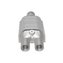 Load image into Gallery viewer, MagnaFlow Conv Universal 2.5/2 single/dual O2 OEM