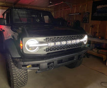 Cargar imagen en el visor de la galería, ORACLE Lighting Universal Illuminated LED Letter Badges - Matte Wht Surface Finish - B SEE WARRANTY