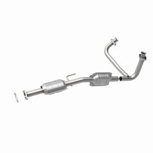 Cargar imagen en el visor de la galería, MagnaFlow Conv DF 86-97 Ford Aerostar 3.0L
