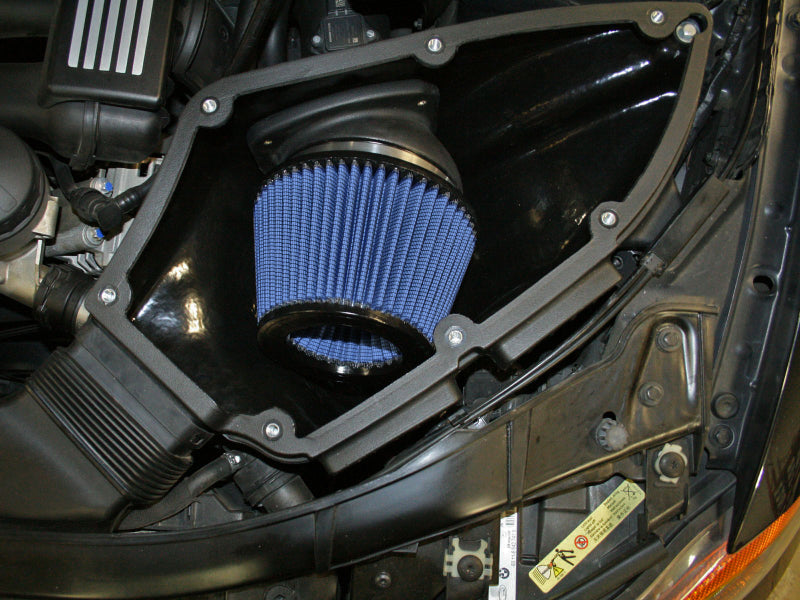 Sistema de admisión aFe MagnumForce Stage 2 Si P5R 06-11 BMW Serie 3 E9x L6 3.0L sin turbo