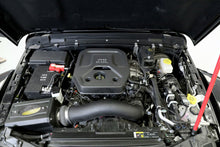 Cargar imagen en el visor de la galería, Airaid 18-20 Jeep Wrangler JL 2.0L L4 Sistema de admisión de aire de alto rendimiento