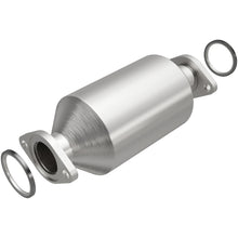 Cargar imagen en el visor de la galería, MagnaFlow 85-95 Toyota 4Runner L4-2.4L California Catalytic Converter Direct Fit