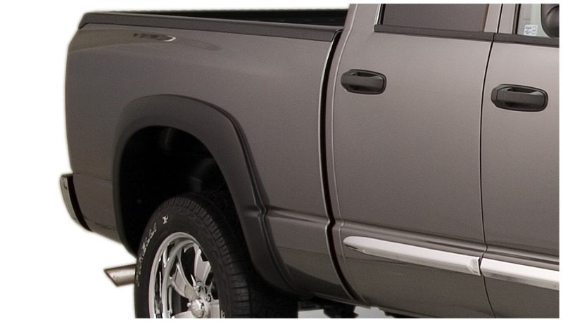 Bushwacker 06-08 Dodge Ram 1500 Fleetside OE Style Flares 4 piezas 75.9/76.3 pulgadas cama - Negro