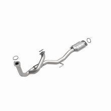 Cargar imagen en el visor de la galería, MagnaFlow Conv DF 97-98 Toyota Avalon Camry 3