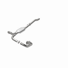Cargar imagen en el visor de la galería, MagnaFlow Conv DF 02-03 Ram 1500 4.7