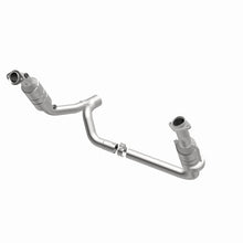 Cargar imagen en el visor de la galería, MagnaFlow Conv DF 2006 Dodge RAM 1500 Pickup 5.7L Solid Front Axle
