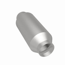 Cargar imagen en el visor de la galería, MagnaFlow Conv Universal 2.5 inch C/C spun body
