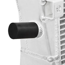 Cargar imagen en el visor de la galería, Mishimoto 08-10 Ford 6.4L Powerstroke Radiator - Version 2