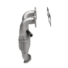 Cargar imagen en el visor de la galería, Magnaflow Conv DF 97-99 Nissan Sentra 1.6L