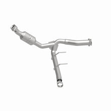 Cargar imagen en el visor de la galería, MagnaFlow 11-14 Ford F-150 5.0L Direct Fit CARB Compliant Left Catalytic Converter