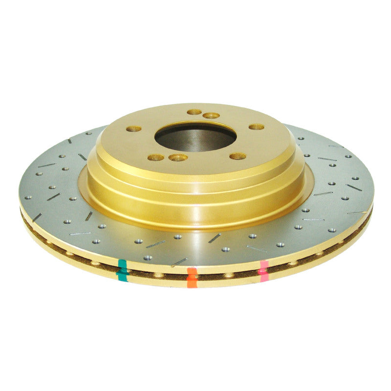DBA 01-07 BMW M3 E46 con rotor de 325 mm Rotor trasero perforado y ranurado Serie 4000