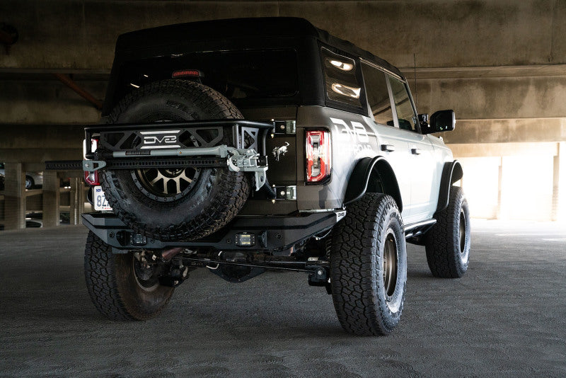 DV8 21-22 Ford Bronco Soporte de extensión de tercera luz de freno