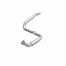 Cargar imagen en el visor de la galería, MagnaFlow Conv DF 07-08 Sub XL 6.0 Driver Side OEM