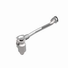 Cargar imagen en el visor de la galería, MagnaFlow Conv DF 00-03 Saturn 3L Front CA