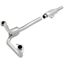 Cargar imagen en el visor de la galería, MagnaFlow Conv DF 84-95 Ford Truck 5.0L CA