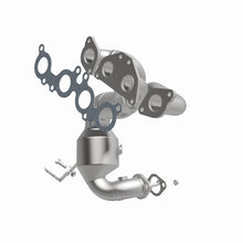 Cargar imagen en el visor de la galería, MagnaFlow Conv DF 05-11 Volvo XC90 4.4L Rear