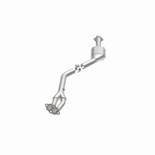 Cargar imagen en el visor de la galería, MagnaFlow Conv DF 1991 BMW 318I 1.8L