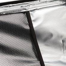 Cargar imagen en el visor de la galería, Bolsa térmica ARB de carbón con detalles rojos, 15 pulgadas de largo x 11 pulgadas de ancho x 9 pulgadas de alto, capacidad para 22 latas