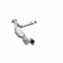 Cargar imagen en el visor de la galería, MagnaFlow Conv DF 03-04 Lincoln Navigator 5.4L P/S