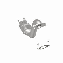Cargar imagen en el visor de la galería, MagnaFlow Conv Direct Fit 02-04 Ford Focus L4-2.0L