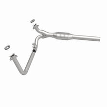 Cargar imagen en el visor de la galería, MagnaFlow Conv DF Chevrolet/GMC 1500 1/2 Ton