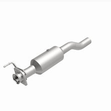 Cargar imagen en el visor de la galería, MagnaFlow 20-22 Ford F-350 Super Duty V8 7.3L Rear Underbody Direct Fit Catalytic Converter