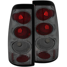 Cargar imagen en el visor de la galería, ANZO 1999-2002 Chevrolet Silverado 1500 luces traseras ahumadas