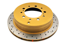 Cargar imagen en el visor de la galería, DBA 07+ Toyota LandCruiser Serie 200 Rotor trasero perforado y ranurado Serie 4000