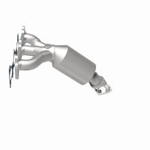 Cargar imagen en el visor de la galería, MagnaFlow Conv DF 05-08 Kia Sportage 2.7L Passenger Side
