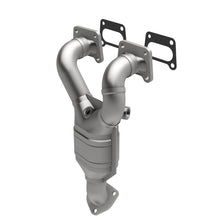 Cargar imagen en el visor de la galería, MagnaFlow Conv DF 97-99 Sentra 1.6L manif 49S