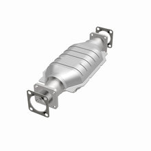 Cargar imagen en el visor de la galería, MagnaFlow Conv DF Chevrolet-Isuzu 82 8