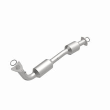 Cargar imagen en el visor de la galería, Magnaflow 07-18 Toyota Tundra 5.7L CARB Compliant Direct-Fit Catalytic Converter
