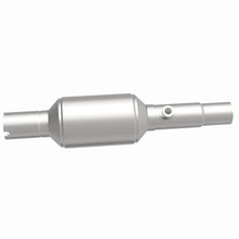 Cargar imagen en el visor de la galería, MagnaFlow Conv Direct Fit 96-98 Jeep Grand Cherokee Underbody