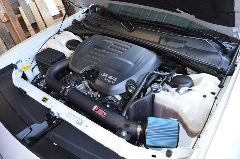 Injen 11-14 Chrysler 300/Dodge Charger/Challenger V6 3.6L Pentastar con MR Tech&amp;Heat Shield Wrinkle Bl