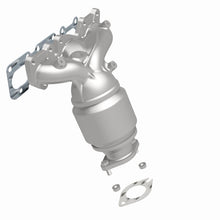 Cargar imagen en el visor de la galería, MagnaFlow Conv DF 11-12 Kia Sedona 3.5L OEM Grade Manifold