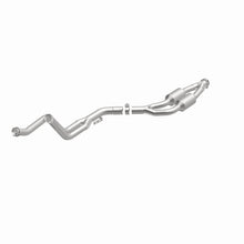 Cargar imagen en el visor de la galería, MagnaFlow Conv DF 94-97 MercedeS C280 2.8L
