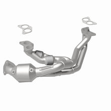 Cargar imagen en el visor de la galería, MagnaFlow Conv Direct Fit OEM 16-17 Subaru Impreza/Forester Underbody