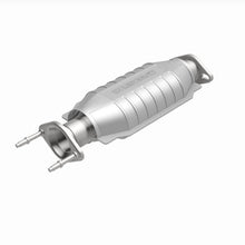Cargar imagen en el visor de la galería, MagnaFlow Conv DF 98-00 Kia Sportage Trasero