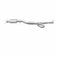 Cargar imagen en el visor de la galería, Magnaflow Conv DF 2010-2012 LaCrosse V6 3 3.6 OEM Underbody