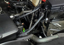Cargar imagen en el visor de la galería, J&amp;L 20-24 Chevy Silverado/GMC Sierra 2500/3500 6.6L Drivers Side Oil Separator 3.0 - Black Anodi