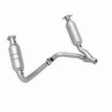 Cargar imagen en el visor de la galería, MagnaFlow Conv DF 05-06 Dodge Dakota/2006 Mitsubishi Raider 3.7L Y-Pipe Assembly